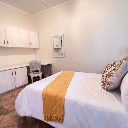 Appartement Peaceful@Swansea In Rosebank-Parkwood à Johannesbourg Extérieur photo